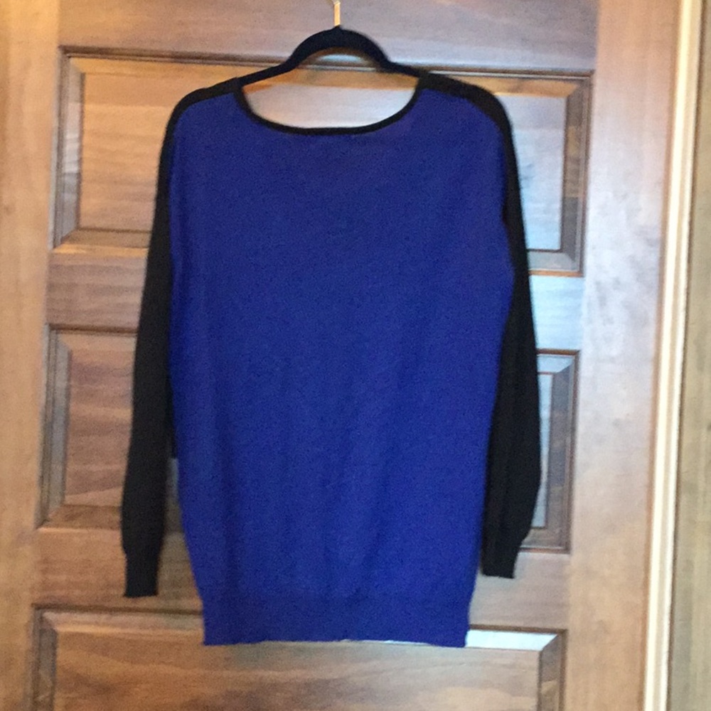 Colorblock Sweater - Picture 2 of 6